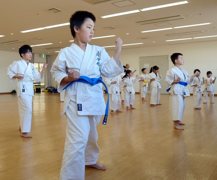 特定非営利活動法人 呈峰會館　西尾吉良教室_2