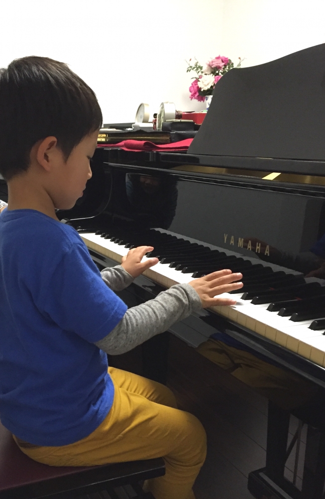 西崎仁美ピアノレッスン_1