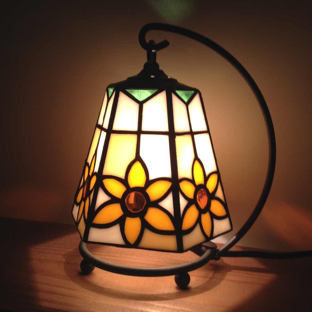 ステンドグラス工房　ケルブ