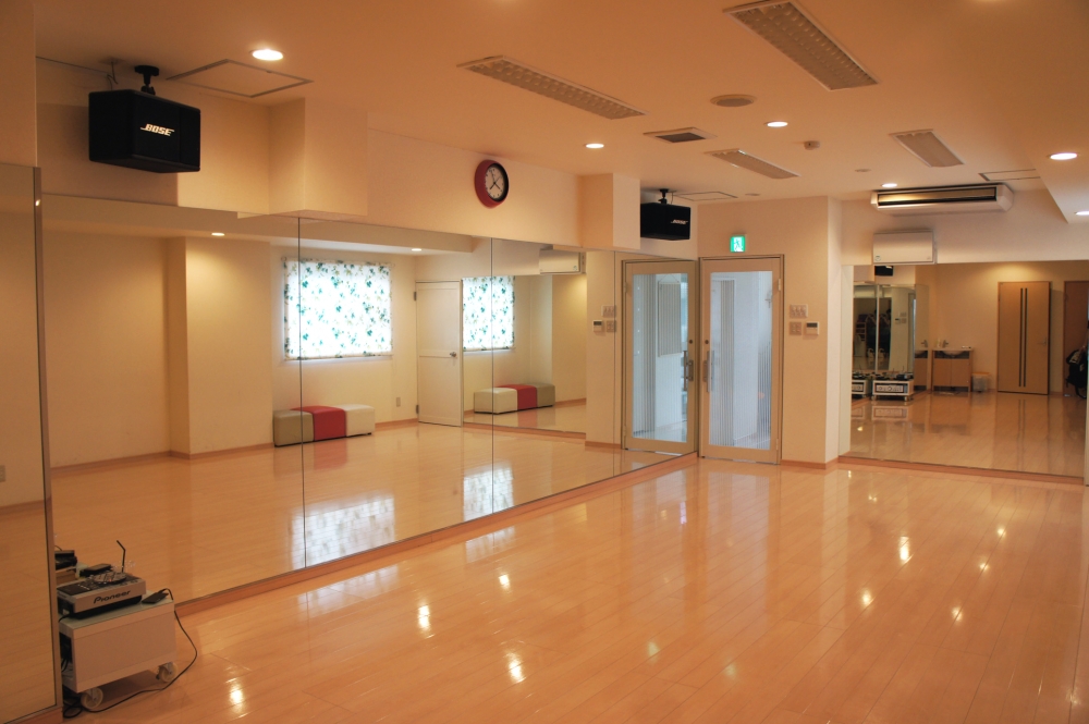 DANCE STUDIO POLIRE