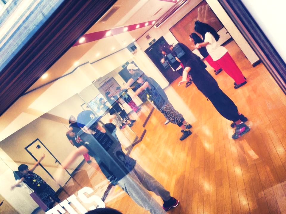 DANCE STUDIO STATUS_20