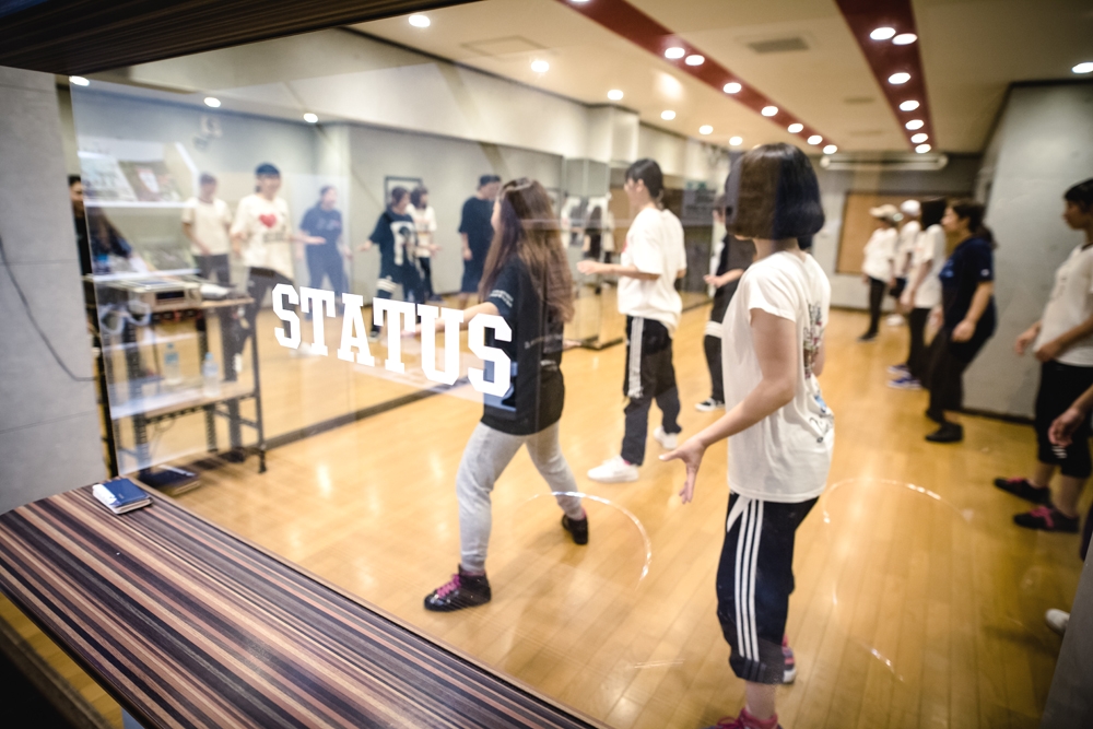 DANCE STUDIO STATUS_15