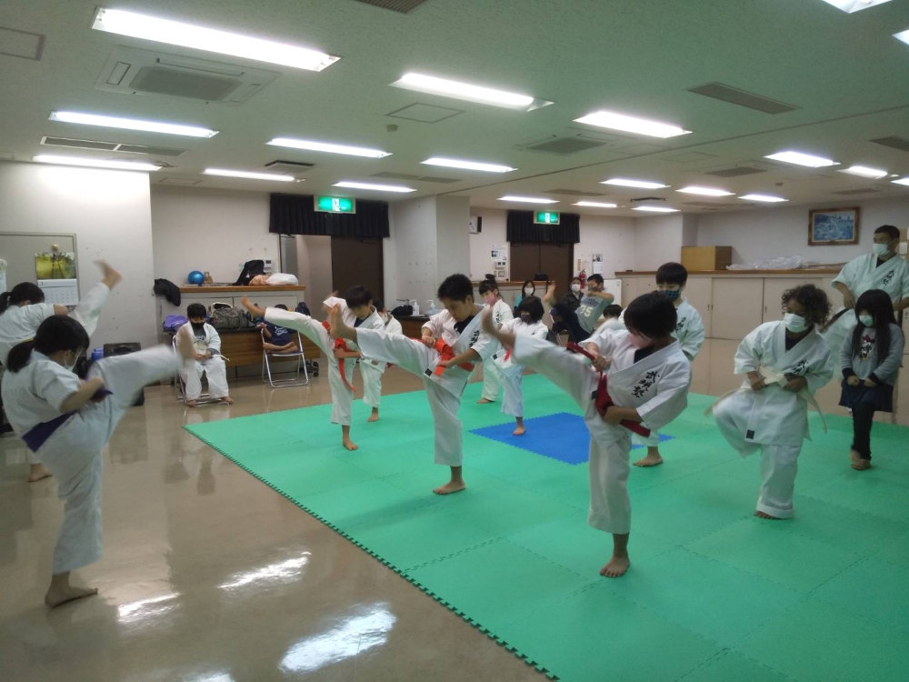 武現塾　石嶺フルコンタクト空手クラブ_2