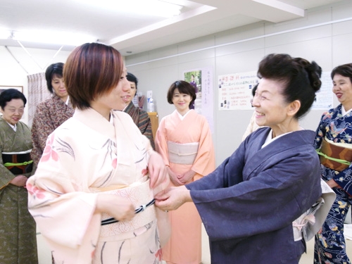 彩きもの学院　新宿校_1