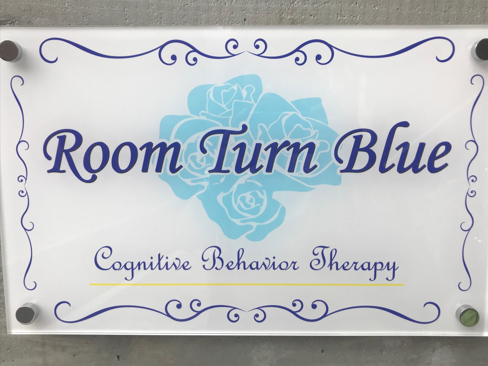 Room Turn Blue_9