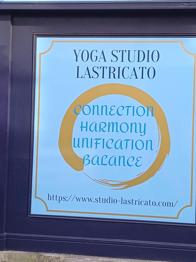 ヨガスタジオラストリカート_2