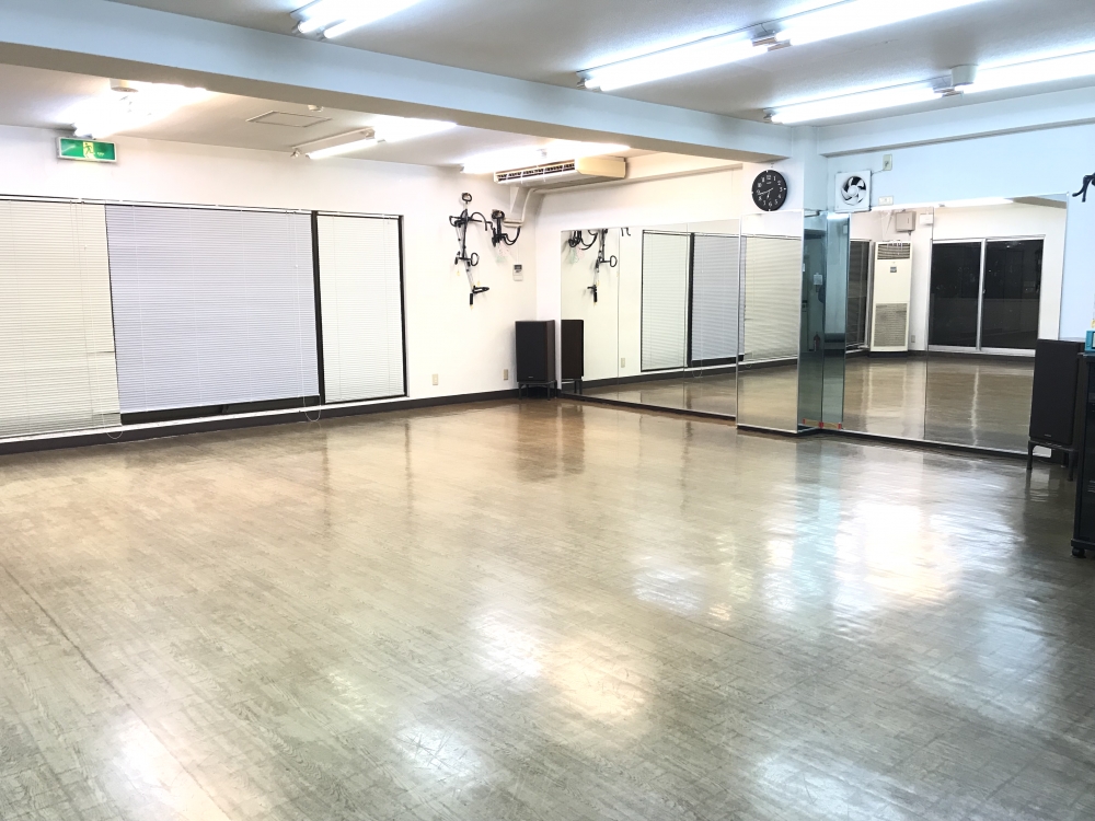 Dance studio Zweck（ダンス スタジオ ツヴェック）_4