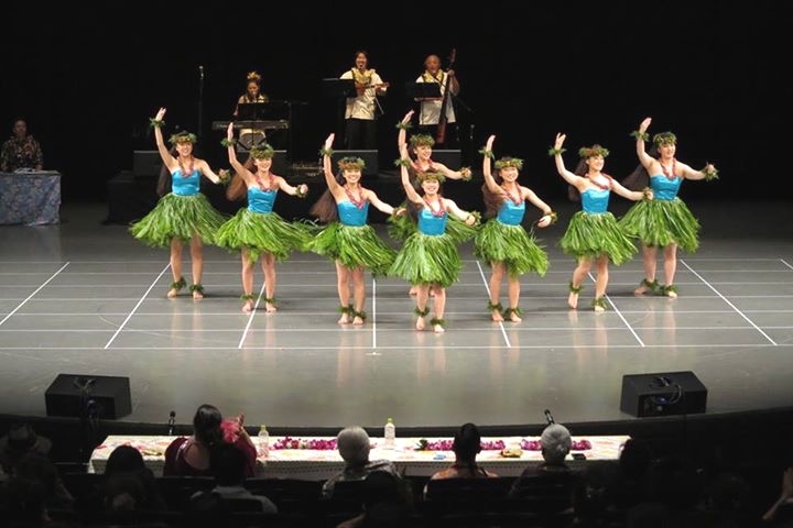 ハラウ・フラ・オ・ナーカマリィ・オ・カラー