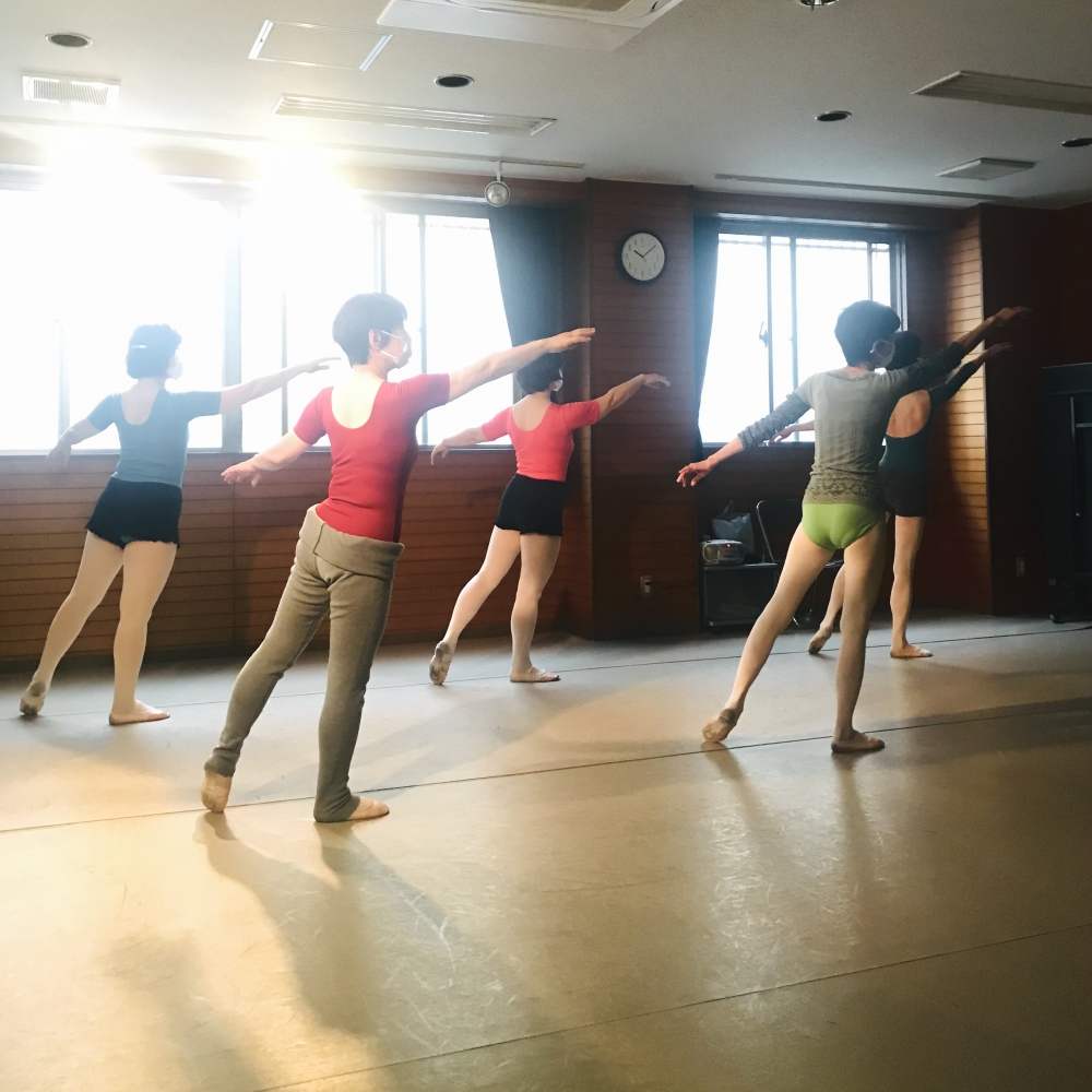 倉崎涼子　大人の為のバレエ教室