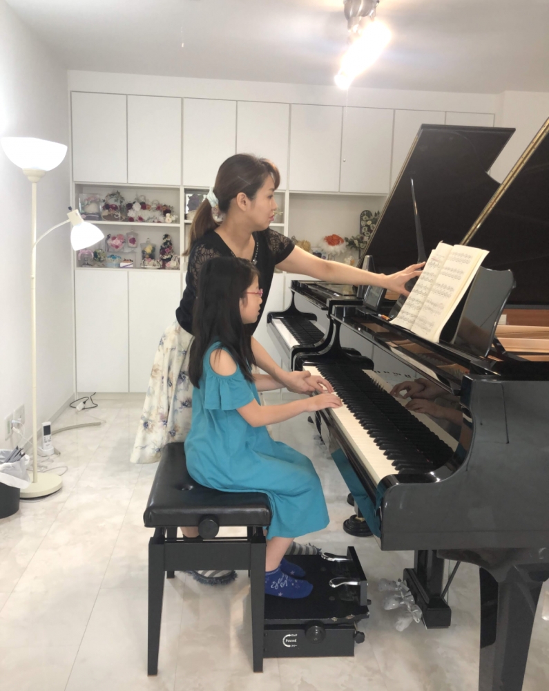 Satomi Piano Lesson Room_1