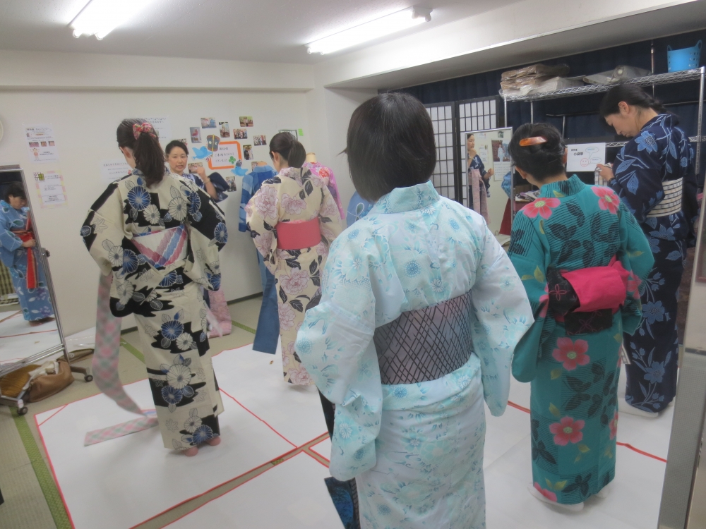 青いとりきもの学院　横浜校