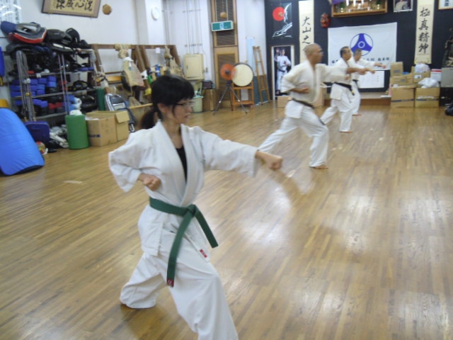 極真カラテ極真空手道連盟極真館総本部_3