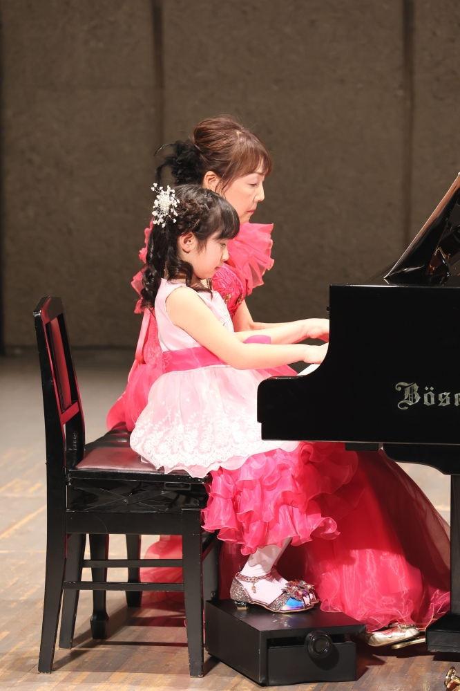 初めの一歩！ピアノ教室