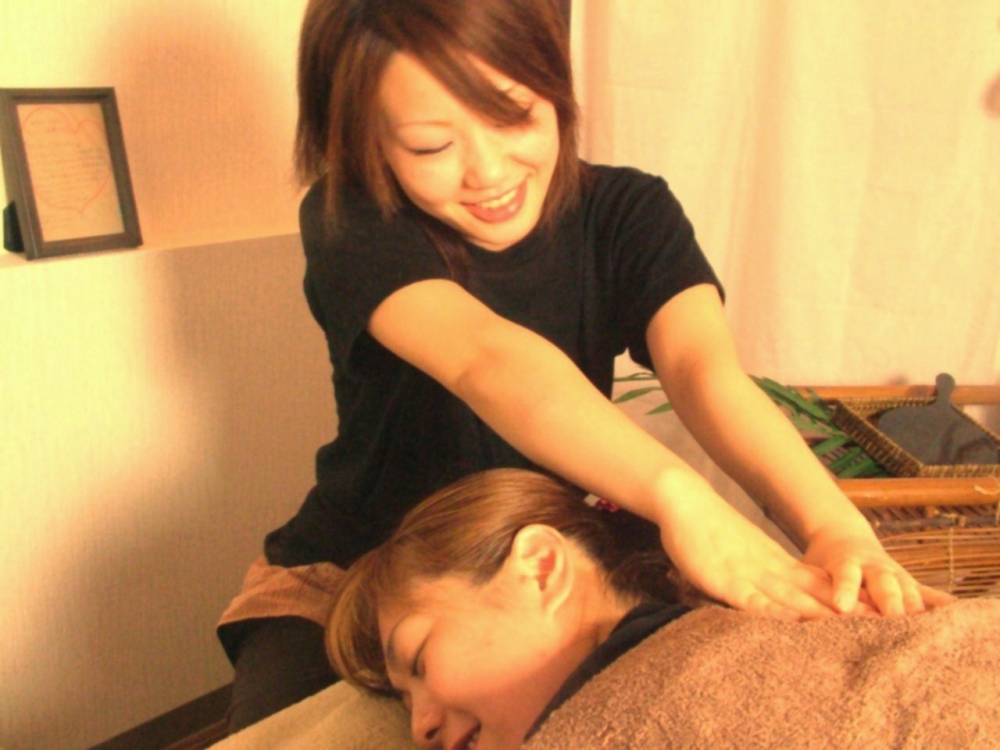 整体＆アロマセラピストスクール「ＴｈｅｒａｐｉｓｔＤｅｂｕｔ」_2