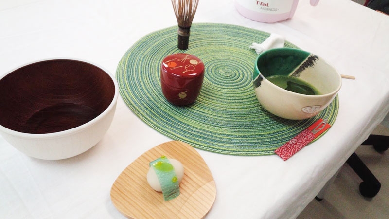 テーブルで行う茶道教室_6