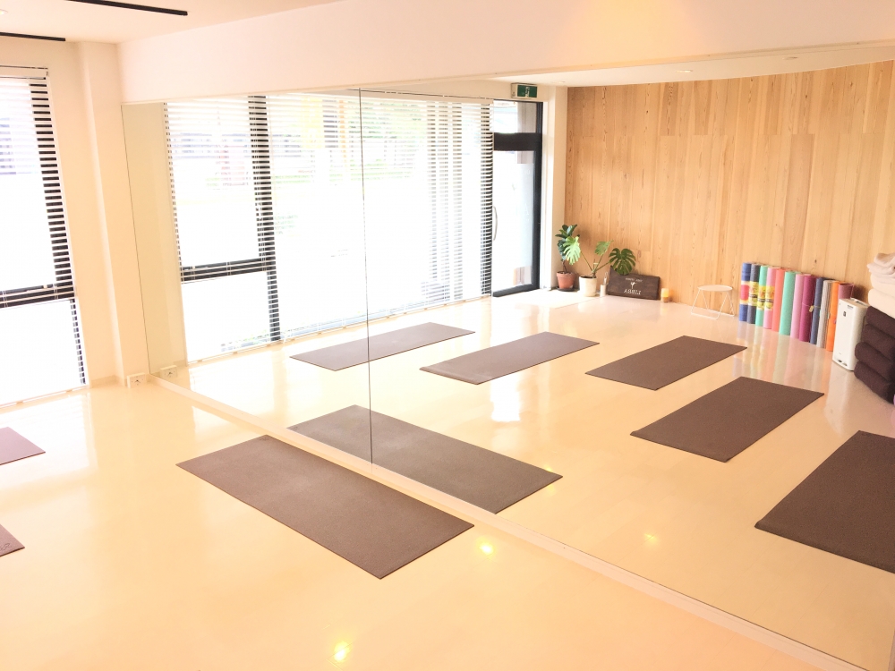 YOGA STUDIO LIBRA