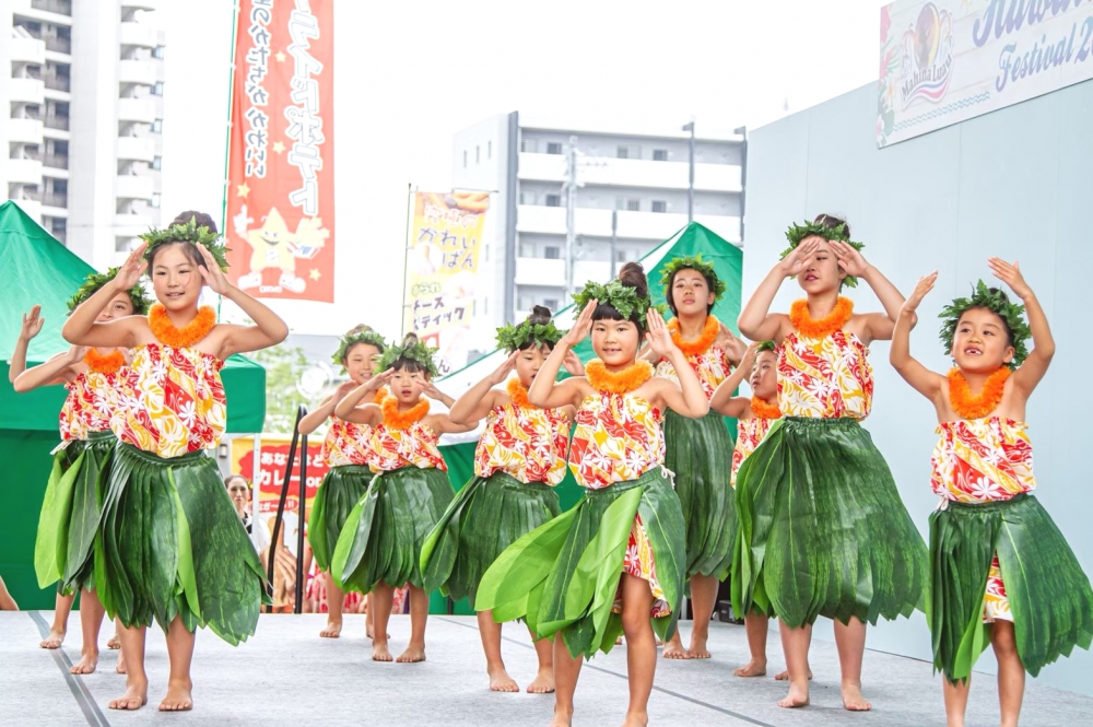 岡崎市フラダンス教室　Mohalaheli'a Hulaschool(ﾓﾊﾗﾍﾘｱﾌﾗｽｸｰﾙ)_15