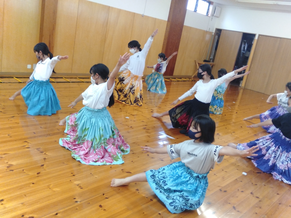 岡崎市フラダンス教室　Mohalaheli'a Hulaschool(ﾓﾊﾗﾍﾘｱﾌﾗｽｸｰﾙ)_10