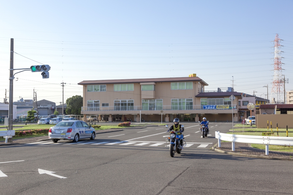 名四自動車学校