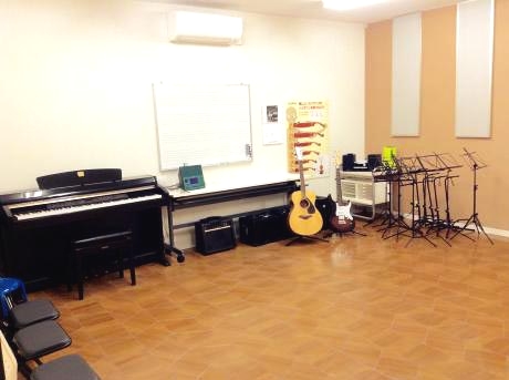 ヨモギヤ楽器株式会社　篠原橋センター_3