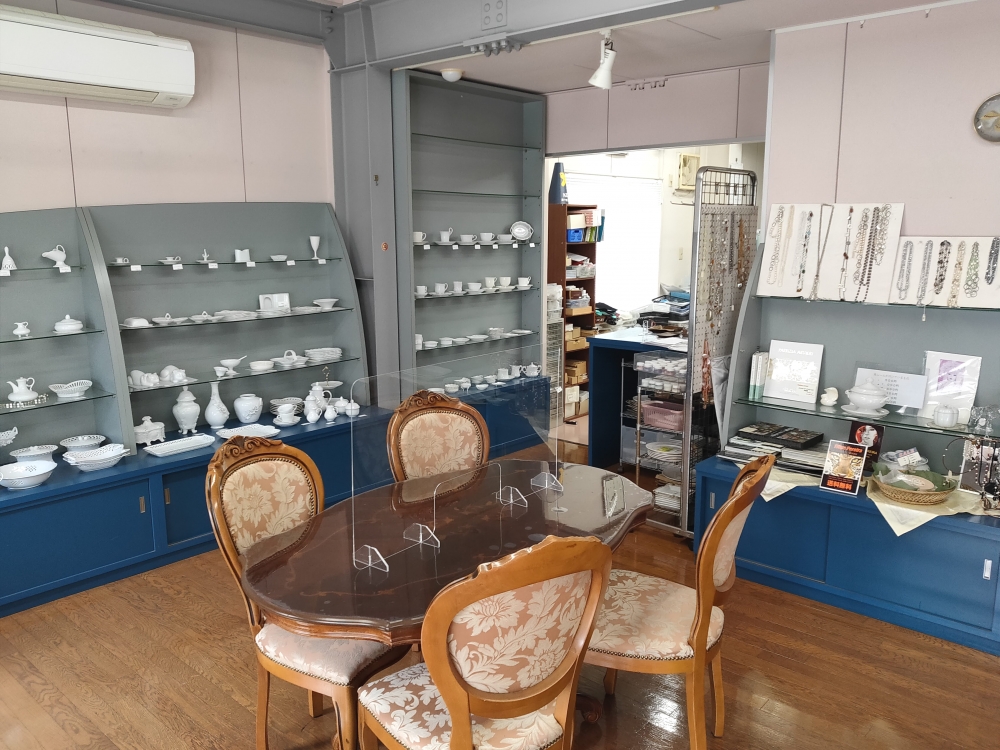 有限会社陶彩館