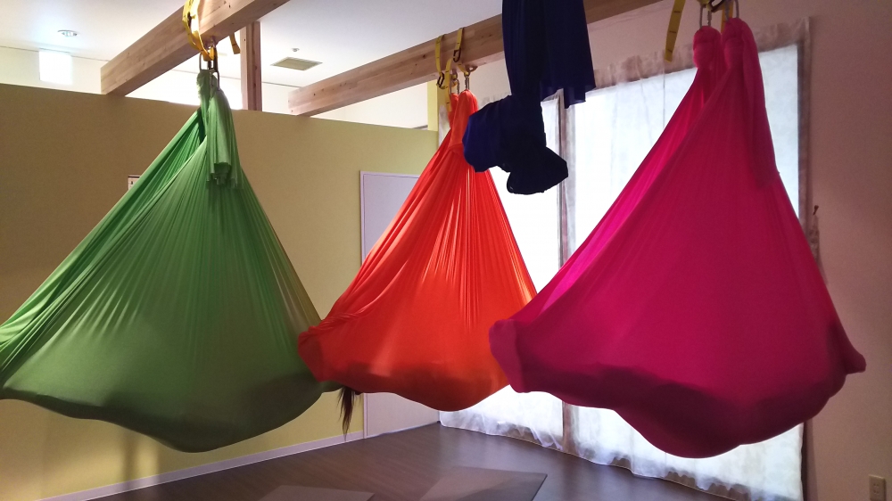 AERIAL YOGA TSUKI（エアリアルヨガ ツキ）_2