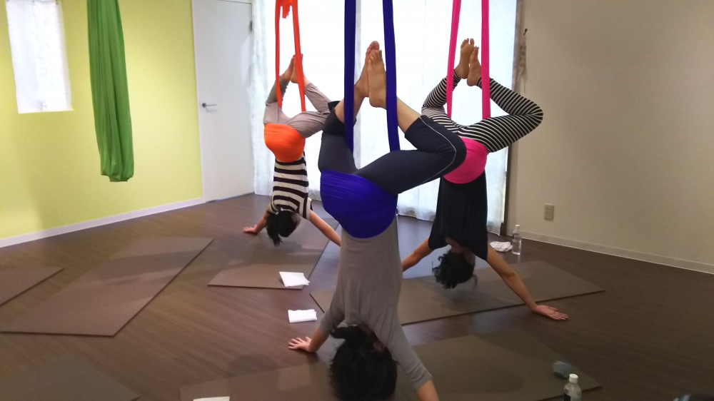 AERIAL YOGA TSUKI（エアリアルヨガ ツキ）_1