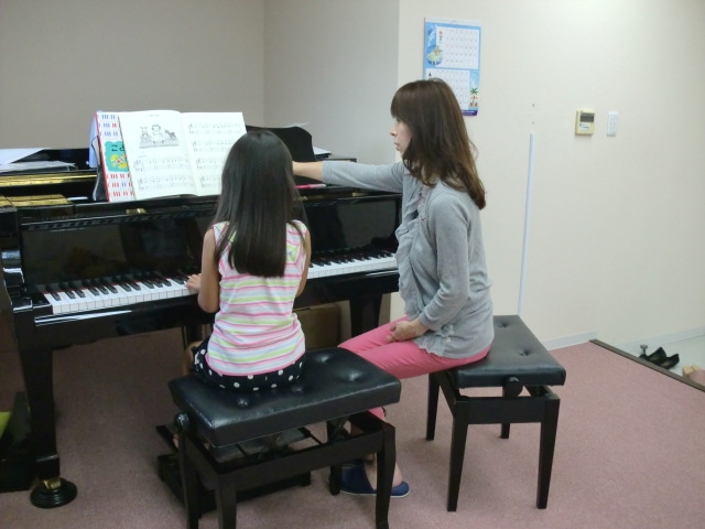 ピアノステーション