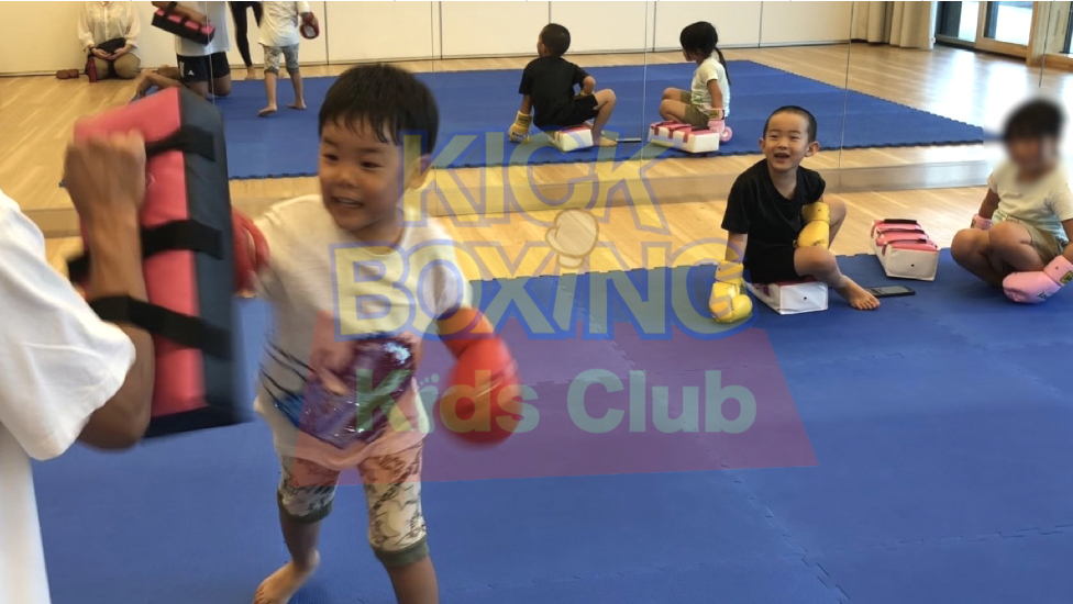 Kids Kickboxing Club 高槻_4