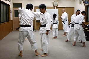 少林寺拳法　東大阪灰塚道院