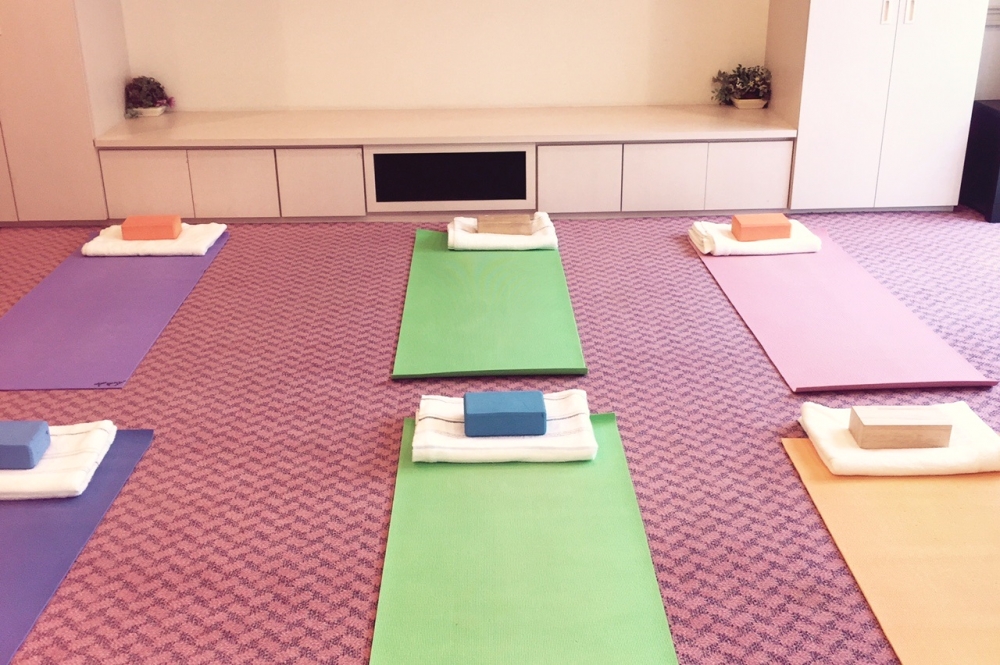 アイアンガーヨガ教室