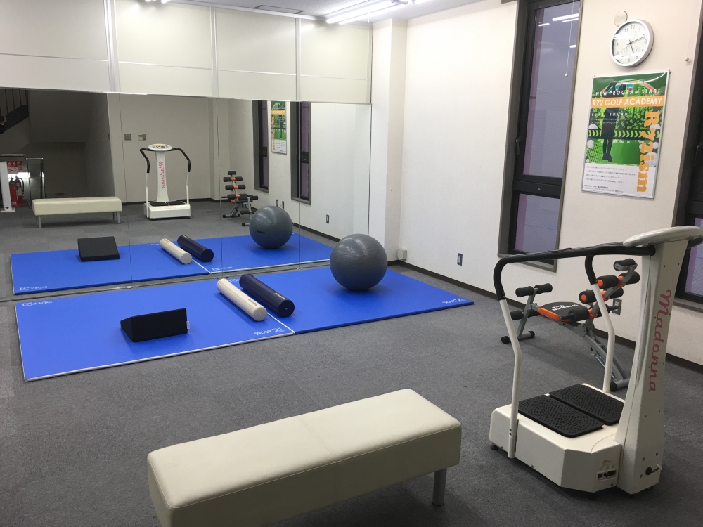 Ｒ７２ゴルフアカデミー伊丹店_4