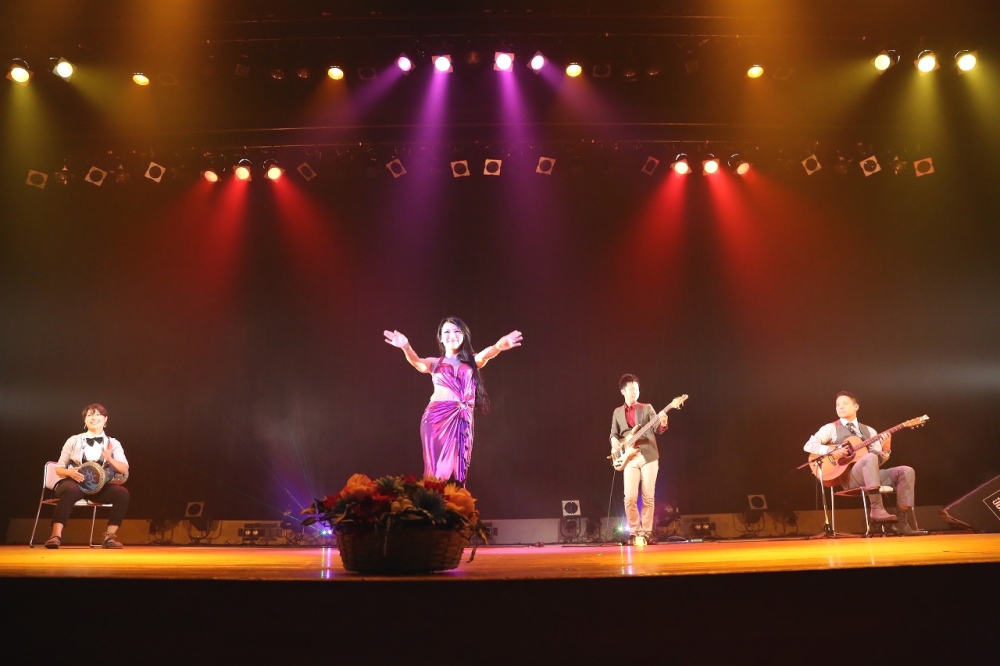 弦楽倶楽部　（ギター教室）