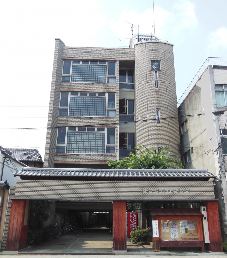 学校法人京都建築学園 京都建築専門学校_0