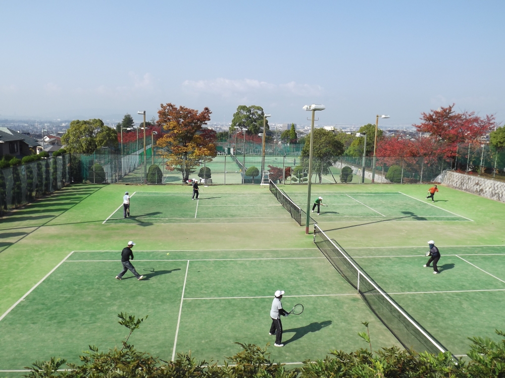 テニスアカデミークレセント城陽校