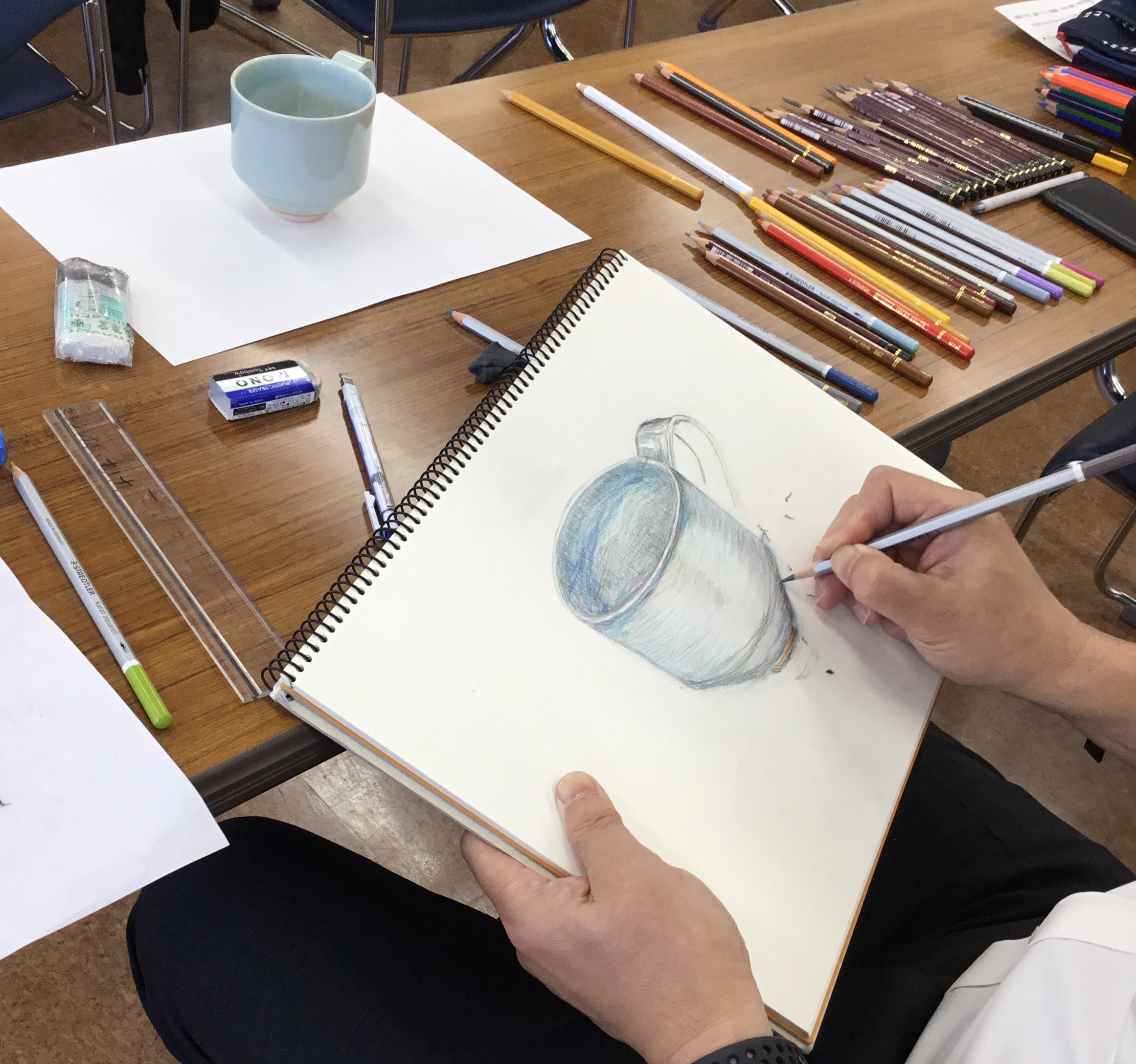 基礎から学ぶ　鉛筆デッサン・色鉛筆画・水彩写生